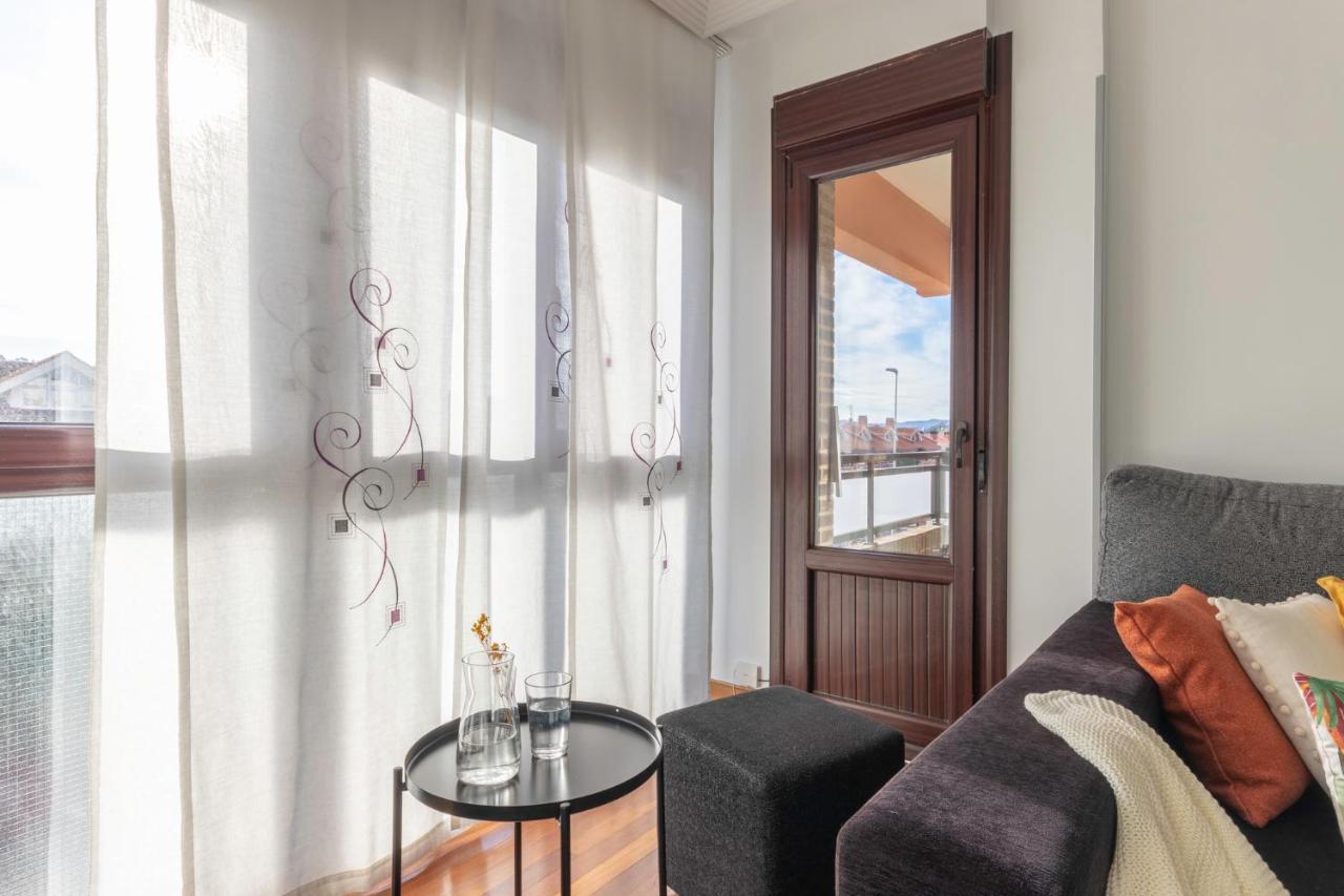 Amplio, Muy Luminoso Y En El Centro De Apartamento Sopelana