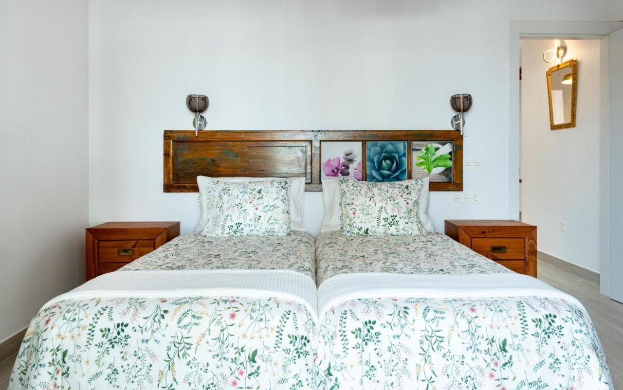 Casa Isabel Haria