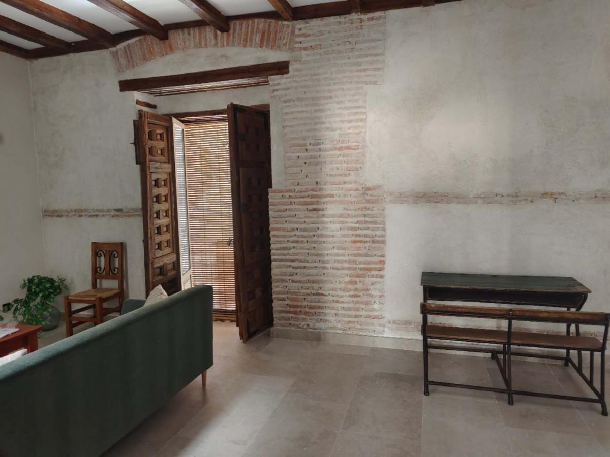 Casa De Mendoza - Casa Solariega En El Casco Historico Pensión Alcalá de Henares