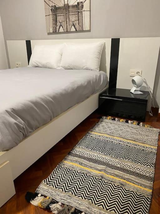 “ledicia”, Piso En Alquiler Apartment *