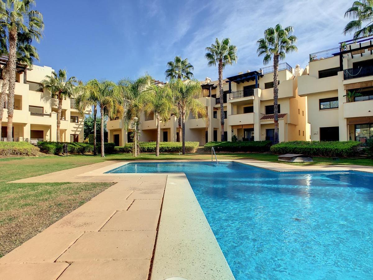 Apartamento Roda Golf - 8809 *