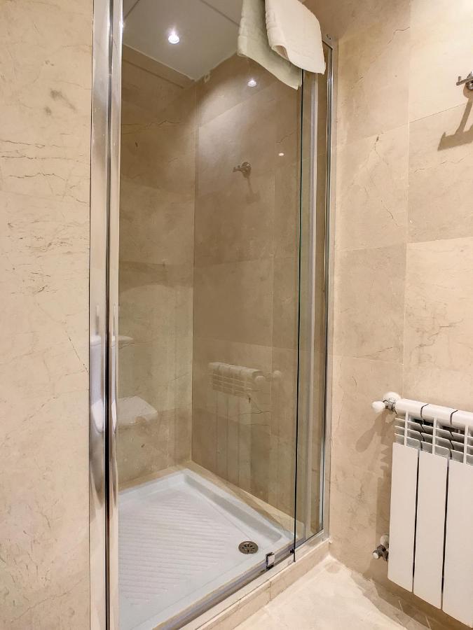Apartamento Roda Golf - 8809 *