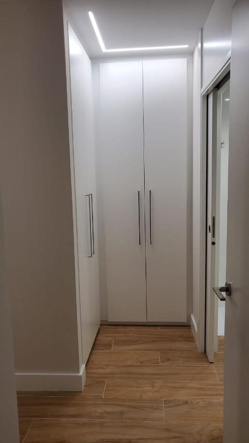 Cies Luxury Suitel Lily Rodsen - Your