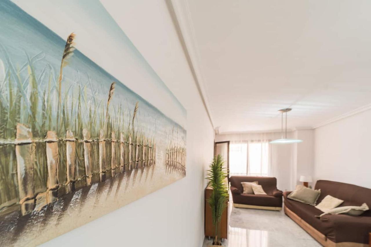 Expoholidays - Plaza Santa Rita Apartment
