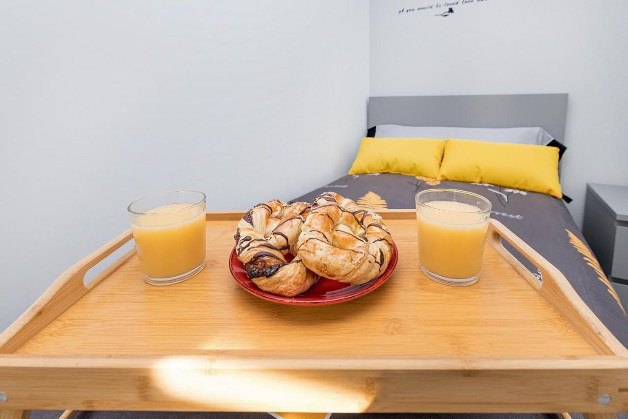 Bhost - Regina Apartment Cordoba