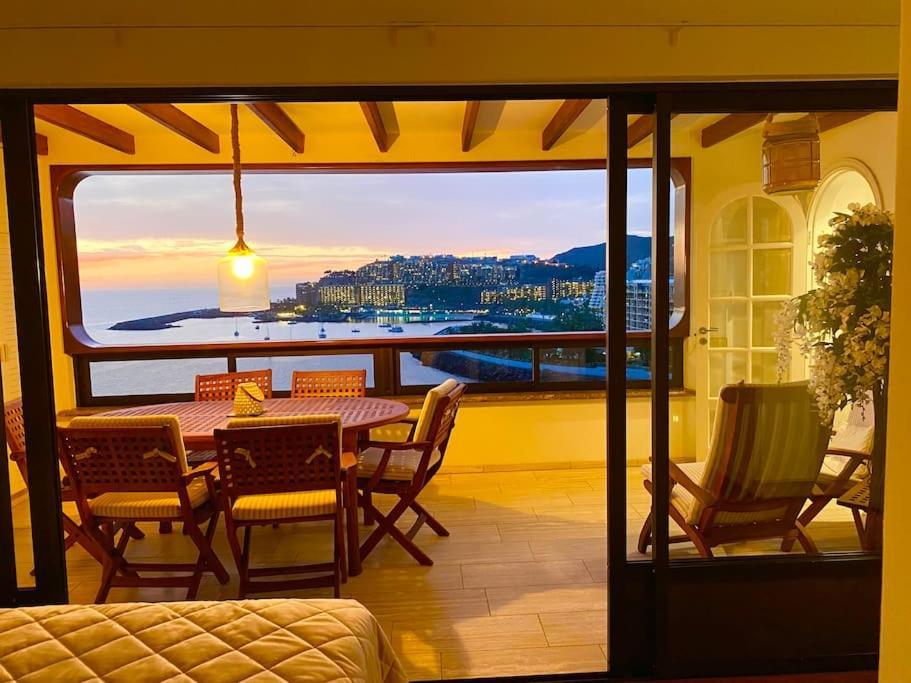 Apartamento 100 M2 Penthouse On The Beach. *
