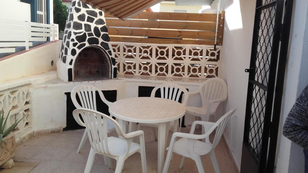 Bord De Mer-aguilas Apartamento *