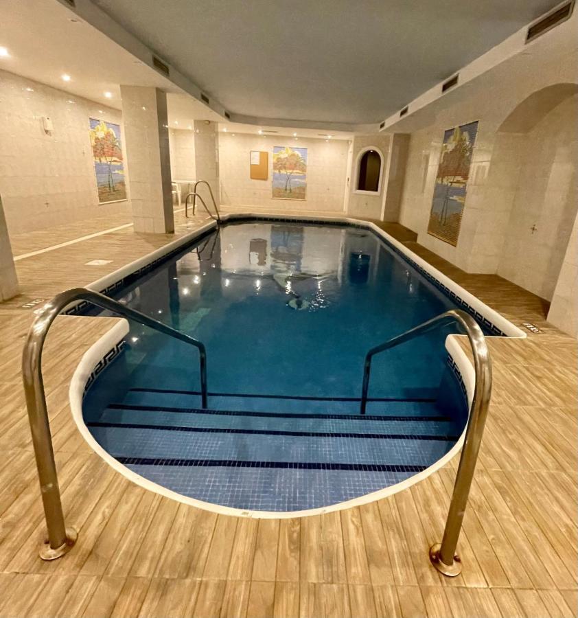 Marbesa With Jacuzzi Marbella