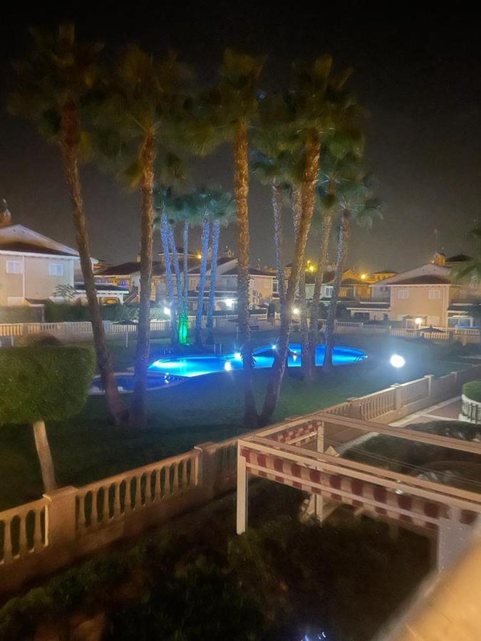 Apartamento 2 Bedroom Penthouse In Playa Flamenca *