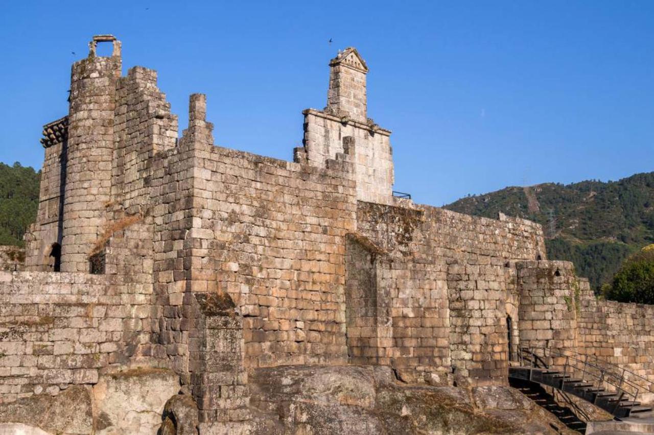 Portovello Con Vistas Al Rio Allariz