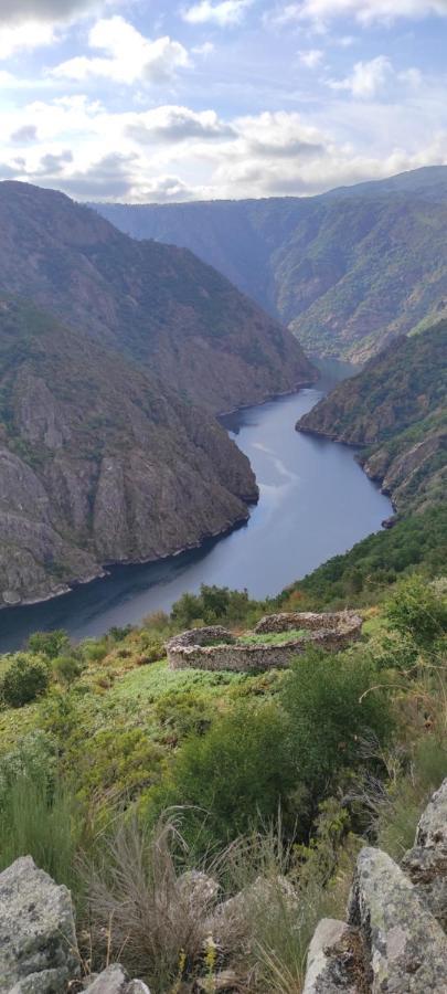 Portovello Con Vistas Al Rio Allariz