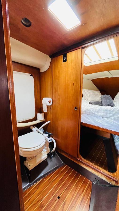 Cozy Sailing Boat Barcelona Botel Sant Adria de Besos