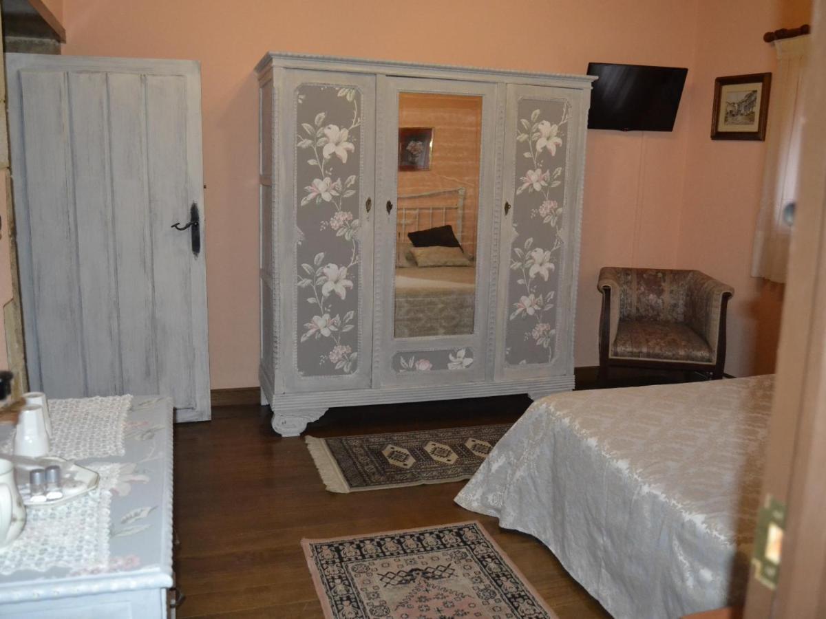 Casona Dos Lagos Hotel Villanueva (Cantabria)