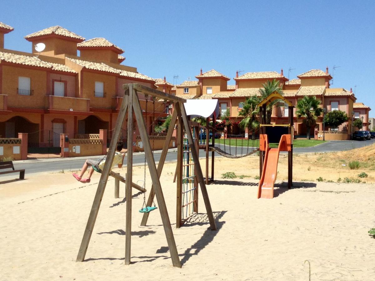 Villa Relax, Playa, Naturaleza…!!. Independiente Con Jardin... Islantilla