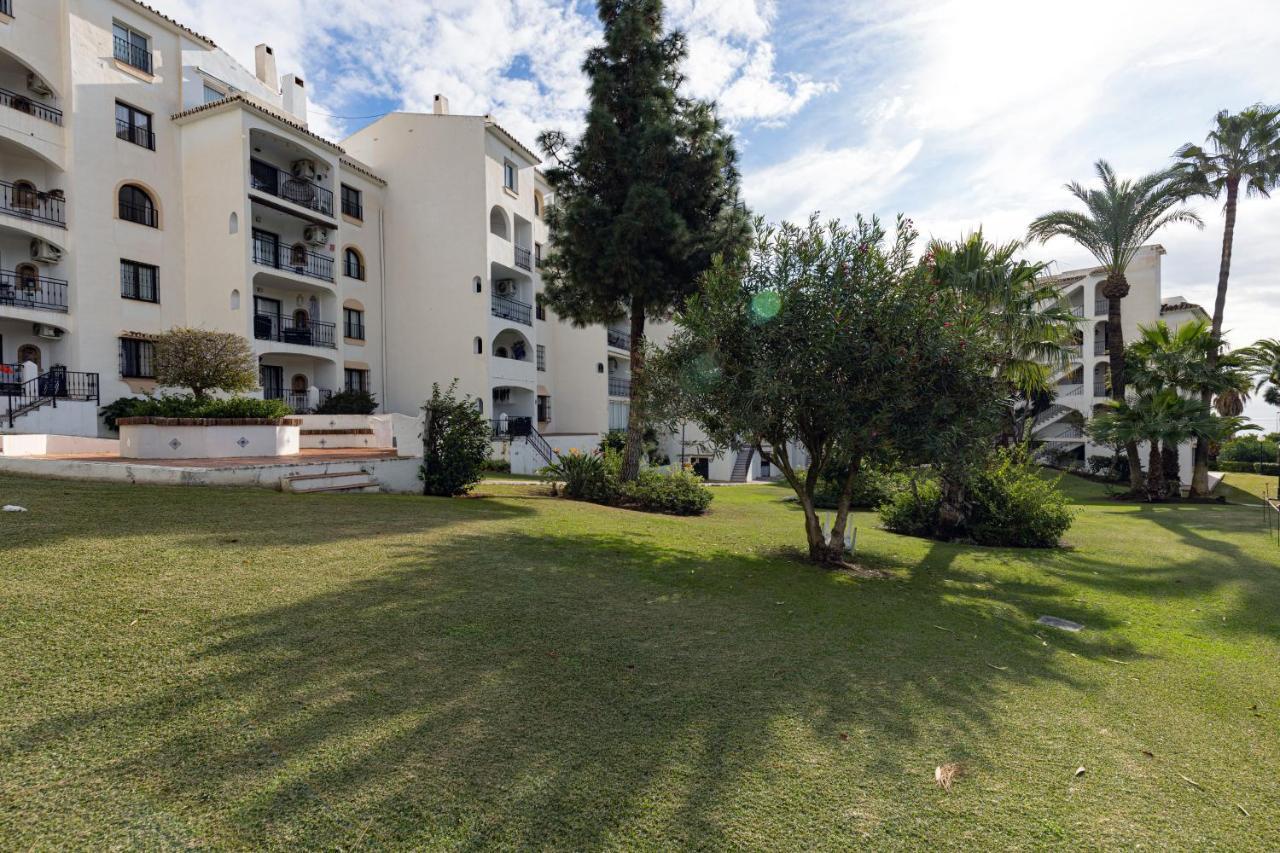 Apartment 014 Bright And Modern 2 Bed Apt Near Beach