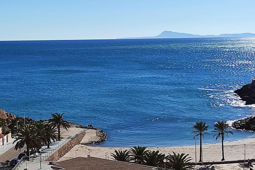 Precioso En El Faro de Cullera