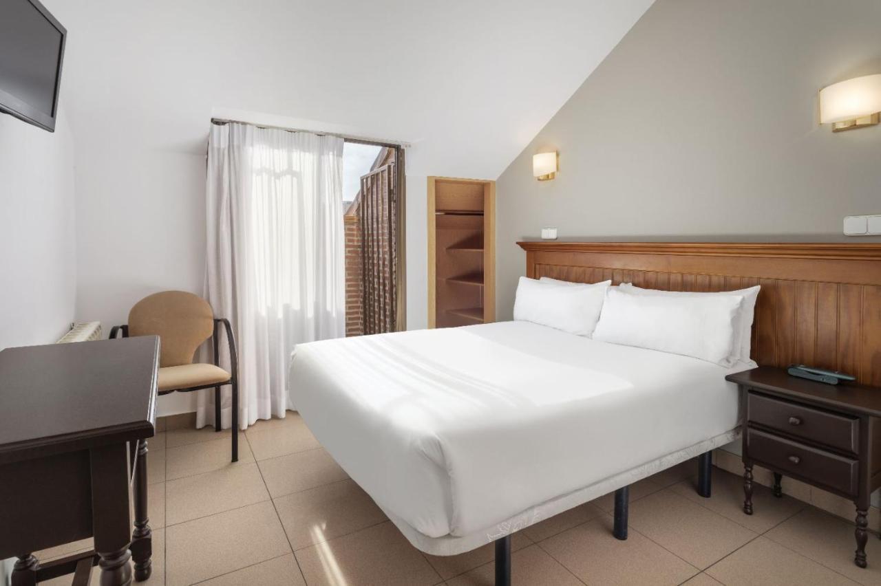 Victoria Hotel 3*