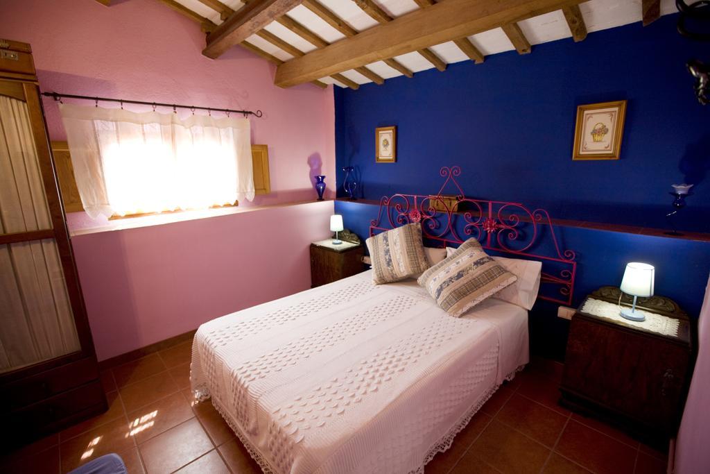 Casa Rural L'esquerra De Gabriel Сasa de vacaciones *