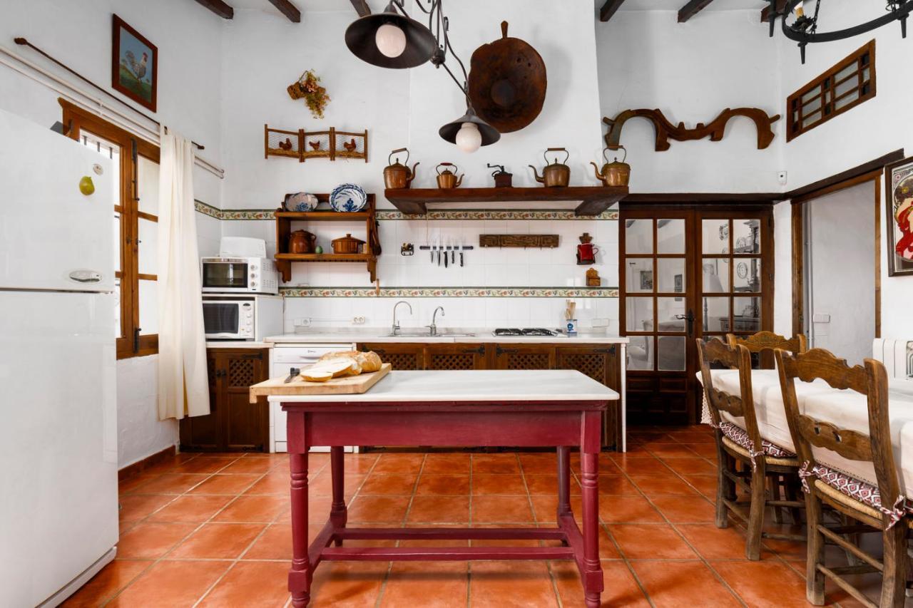 Tradicional Andaluza Con Piscina Privada