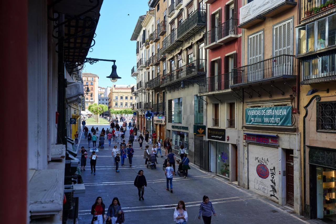 Tuapartamento Centro Ciudad - Calle Chapitela 13