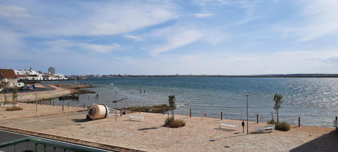 Mirando Al Rio Ayamonte