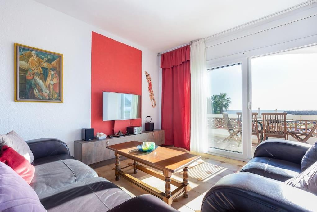 V020 - Puerto Primero Holiday home *