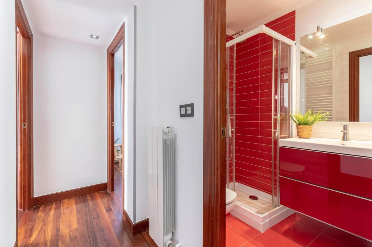 Amplio, Muy Luminoso Y En El Centro De Apartamento Sopelana
