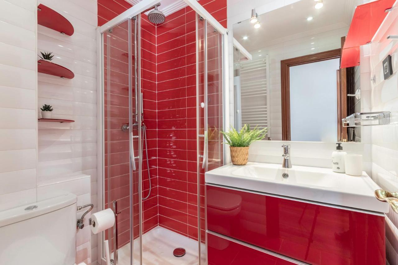 Apartamento Amplio, Muy Luminoso Y En El Centro De Sopelana