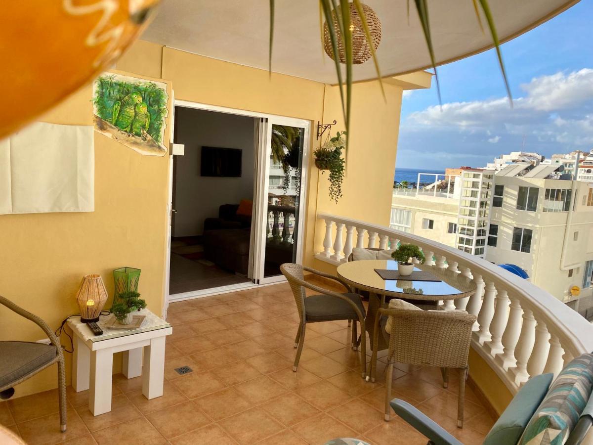 Relax And Enjoy With A View Of El Teide And Sea