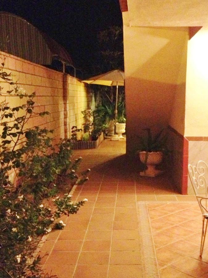 Villa Relax, Playa, Naturaleza…!!. Independiente Con Jardin... Islantilla