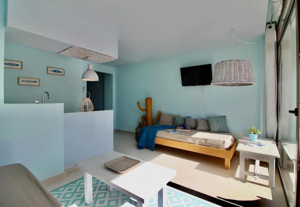 Agradable Con Terraza En Formentera Apartamento Es Pujols