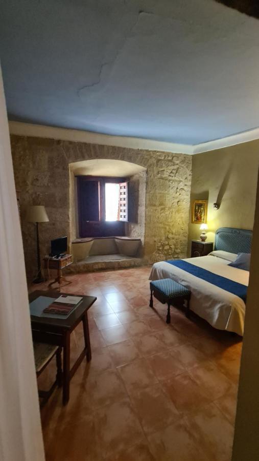 Hotel Casa Palacio Conde De Garcinarro 3*