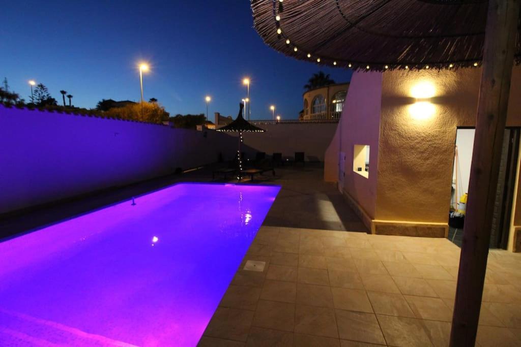 4 Bedroom, Luxury - Heated Pool * Villamartin (Valencia)