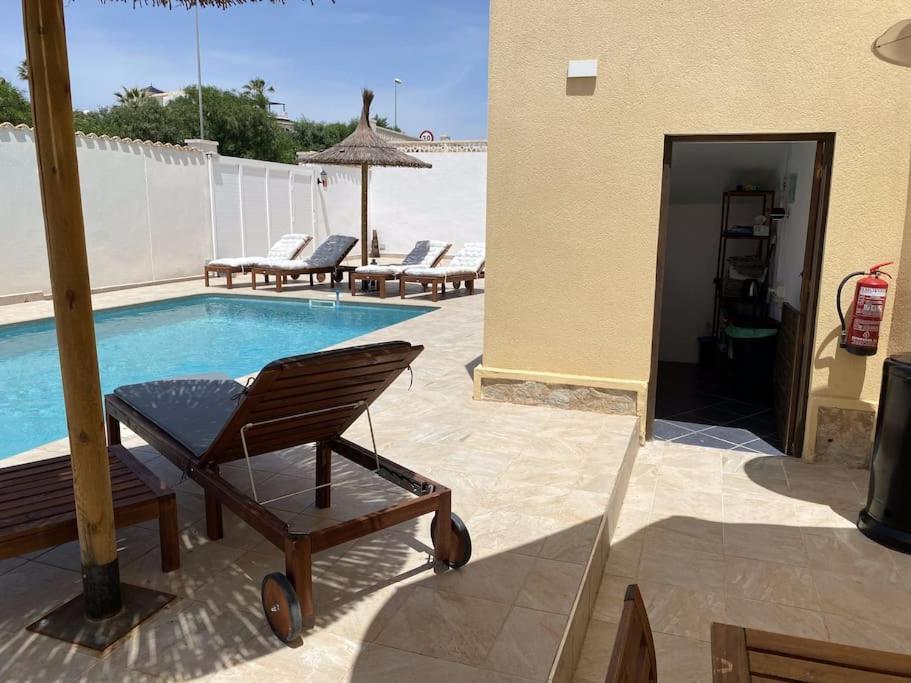 4 Bedroom, Luxury - Heated Pool *