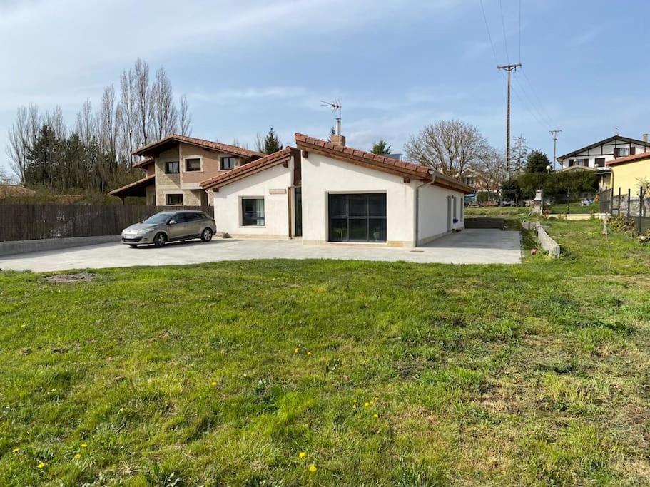 Сasa de vacaciones Agradable Casa De Bio-construccion Con Chimenea Vitoria