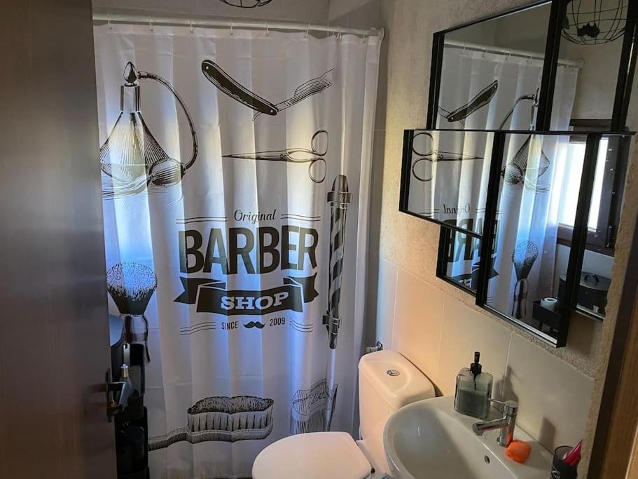 Apartamento Mandres. Casa Con Jardin Y Piscina. Proximo A Puy Du Fou.