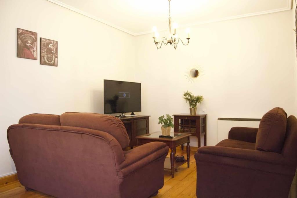 Apartment Cuntis *