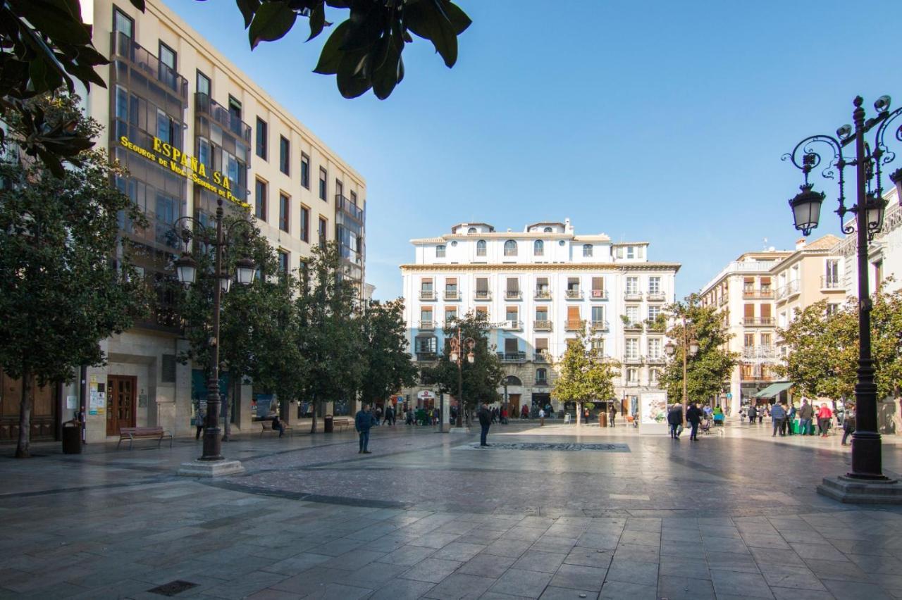 Plaza Ayuntamiento Habitame Inmobiliaria *