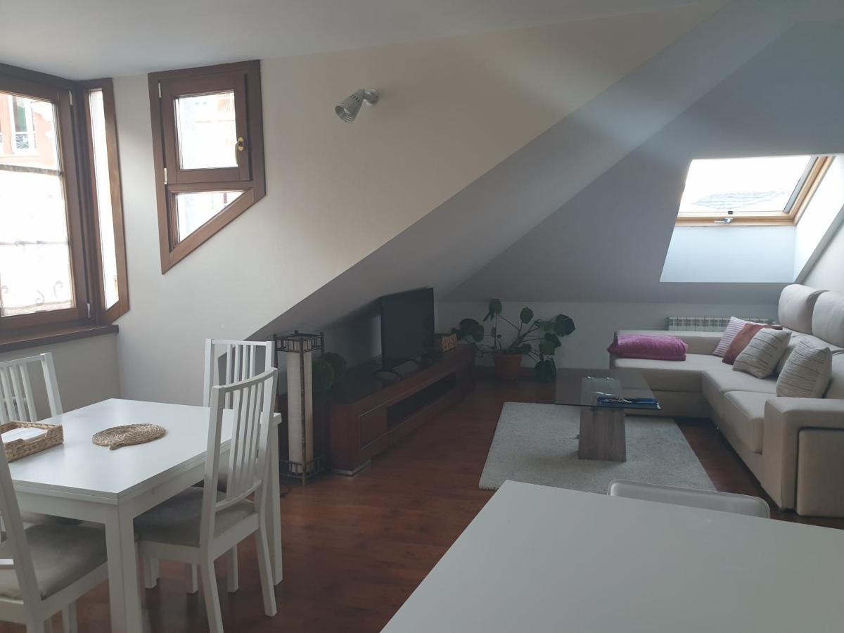 Atico Cine Colon Apartamento
