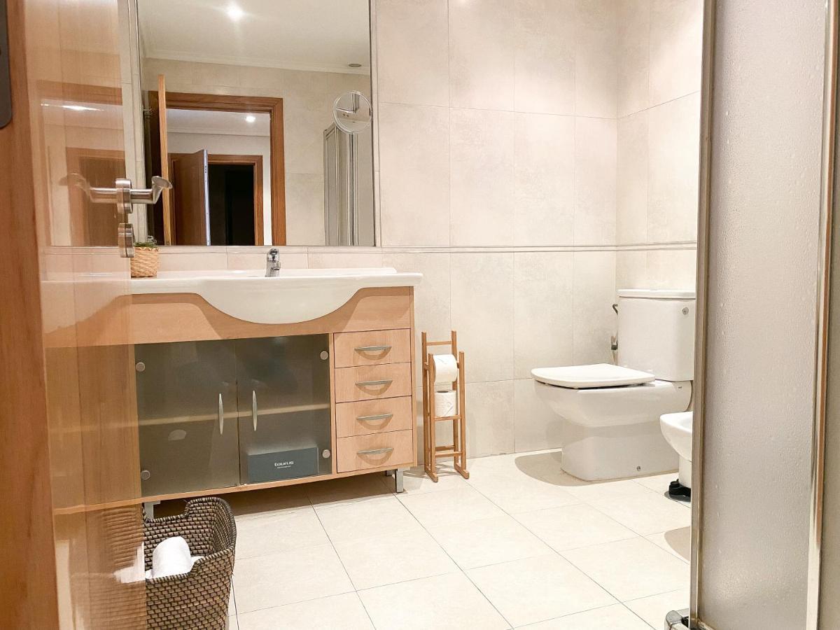 Acogedor Con Vistas Al Mar. Apartamento *