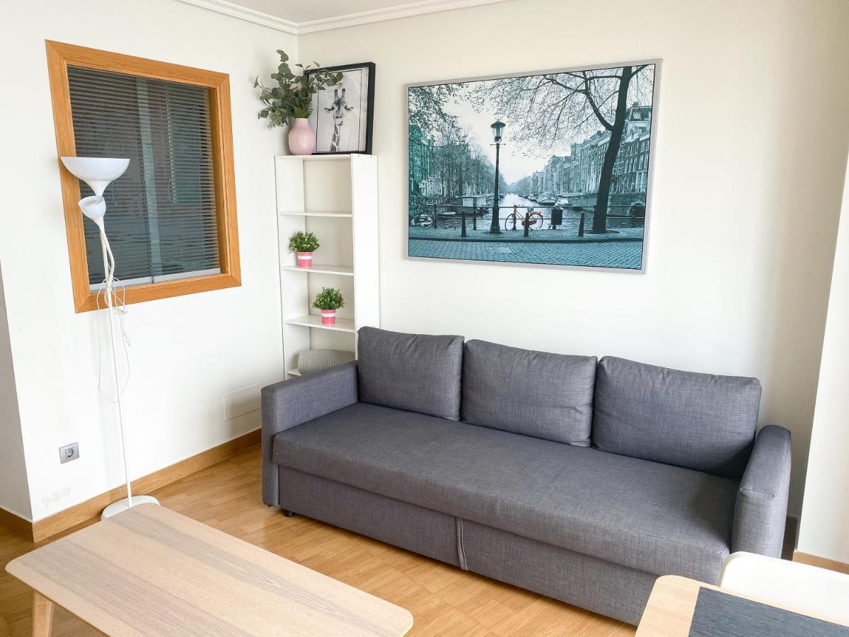 Acogedor Con Vistas Al Mar. Apartamento *