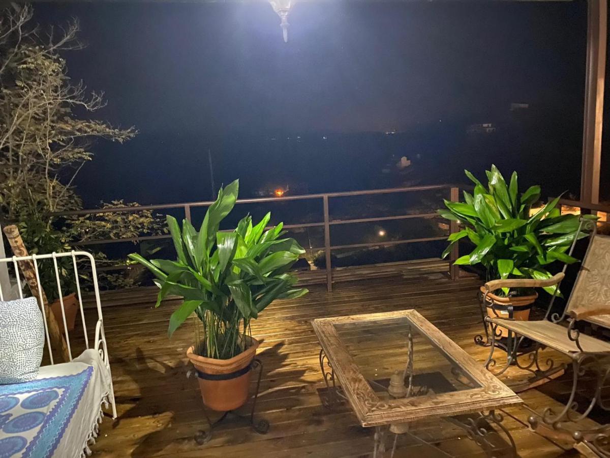 El Escondite De Martina, Aticos Romanticos Holiday home *