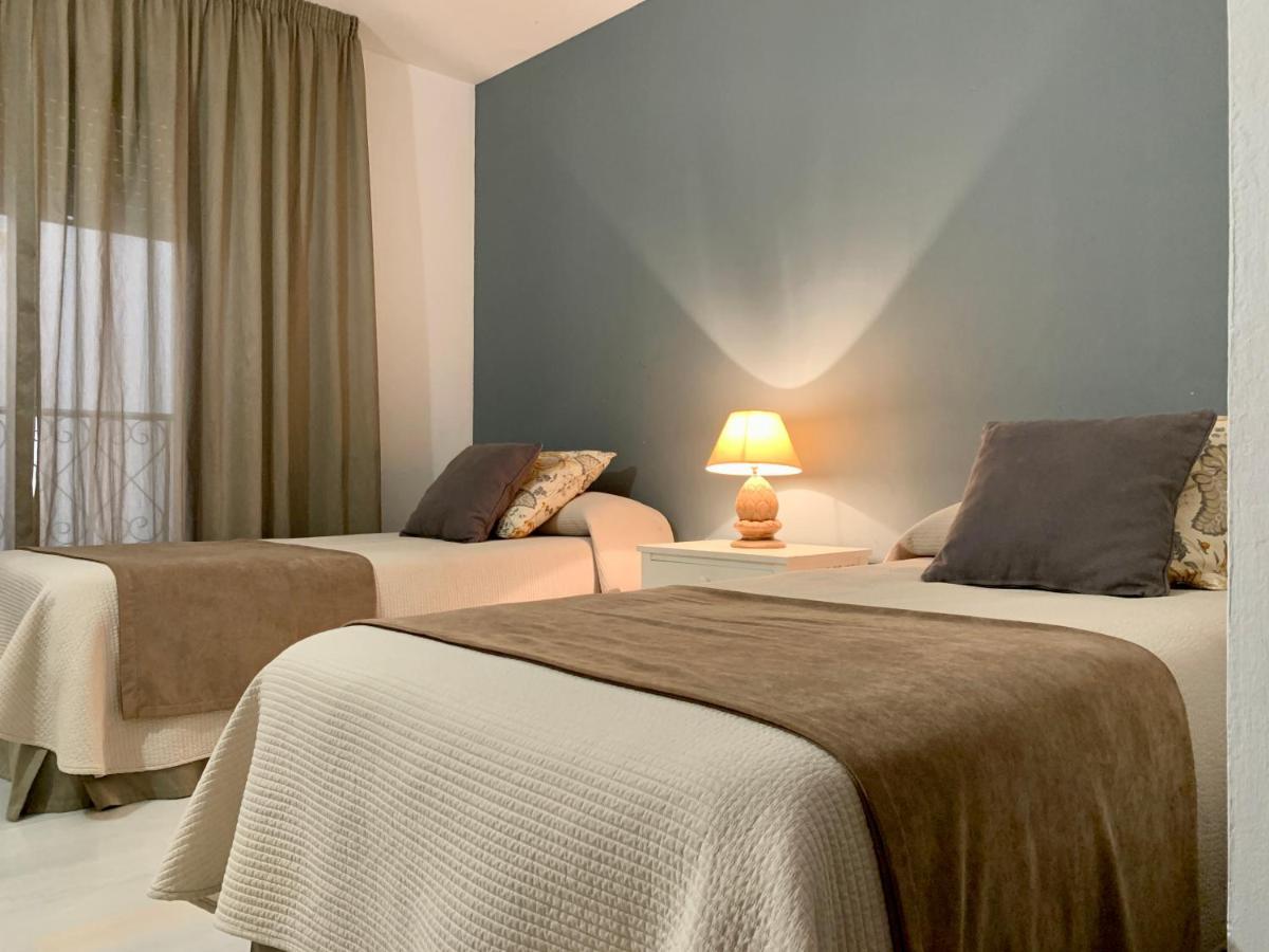 Benabola & Aparthotel 4*