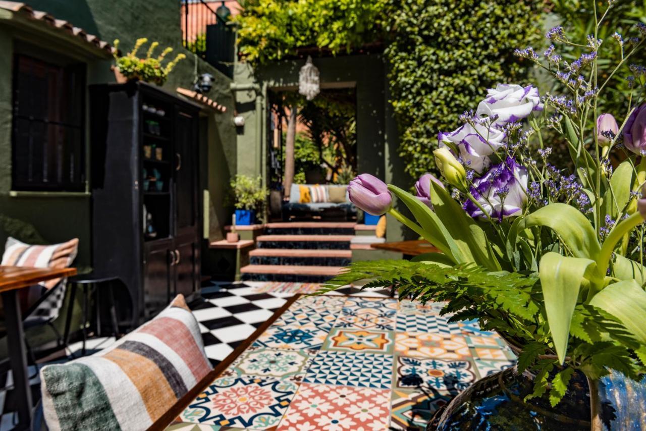 Casa Con Destino-adults Only *