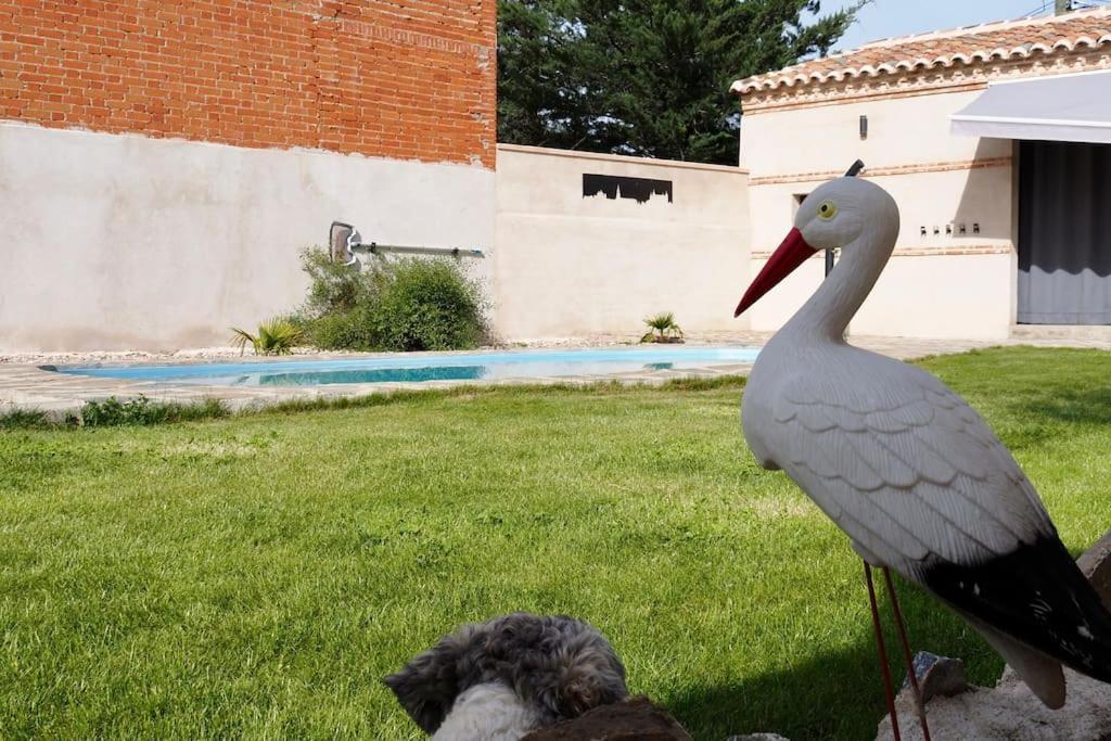 Apartamento Mandres. Casa Con Jardin Y Piscina. Proximo A Puy Du Fou. *