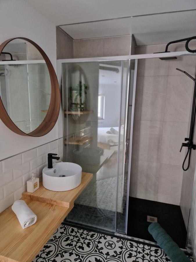 Fantastic Brand New In Location Just Few Steps From The Slope! Private Parking Sierra Nevada