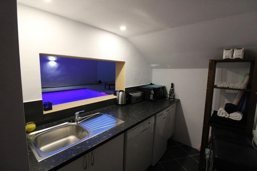 Villa 4 Bedroom, Luxury - Heated Pool