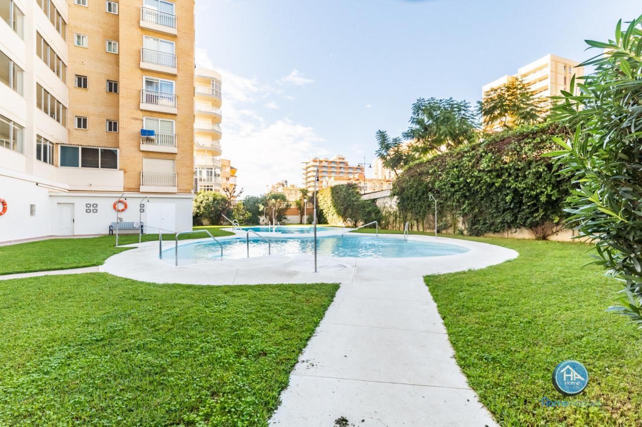 Super Exclusive With Free Parking Apartment *