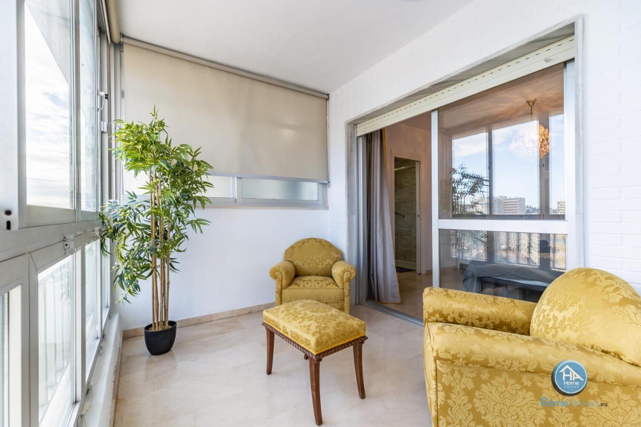 Super Exclusive With Free Parking Apartment Fuengirola