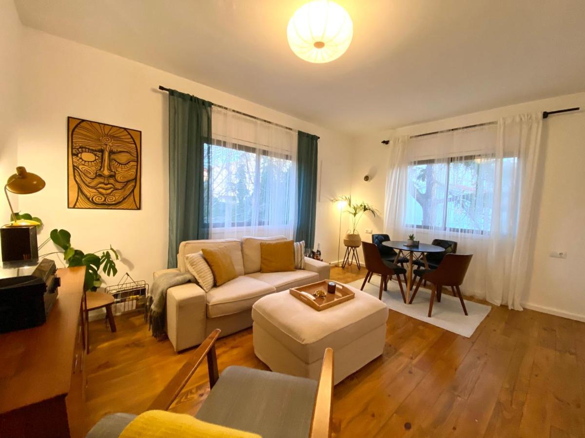 Charming In A Duplex With Garden & Balcony Apartamento *
